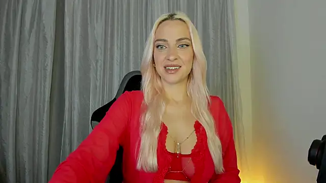 Snapshot of _Miss_Valentina_ chatting on 05/16/26, 03:55 Miss Valentina online show from 05/16/26, 03:55