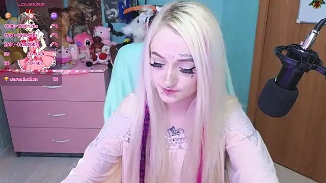 Snapshot of Manuela_unicorn chatting on 03/22/25, 08:37 Manuela unicorn online show from 03/22/25, 08:37