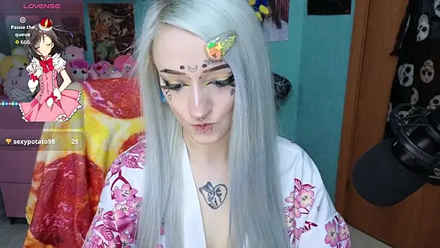 Manuela unicorn online show from 05/06/26, 08:14