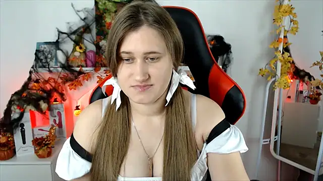 Lucky Lana online show from 10/23/25, 02:55