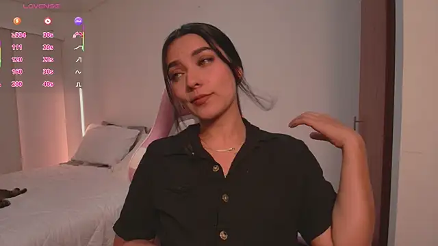 Snapshot of ariana_bae_ chatting on 02/20/26, 03:25 ariana bae online show from 02/20/26, 03:25