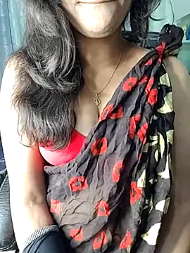 Snapshot of dimple1312 chatting on 06/01/26, 06:20 dimple1312 online show from 06/01/26, 06:20