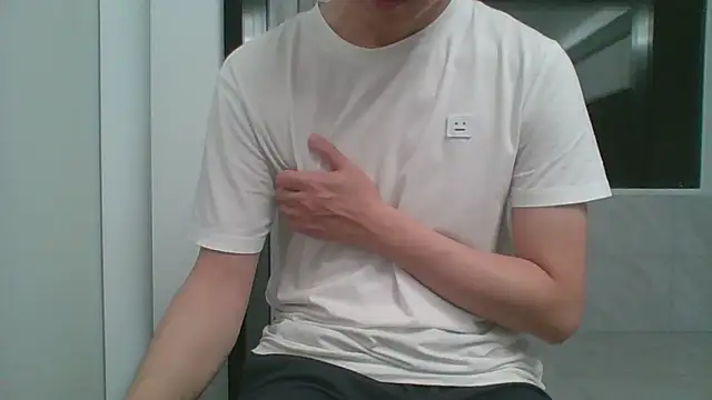 Snapshot of nole_china7 chatting on 07/17/26, 12:34 nole china7 online show from 07/17/26, 12:34