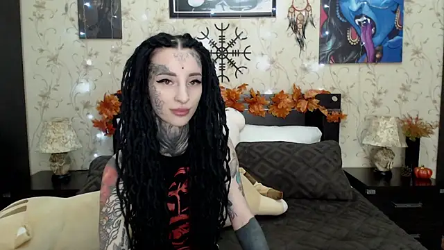 Snapshot of Velvetbat chatting on 10/24/25, 06:54 Velvetbat online show from 10/24/25, 06:54