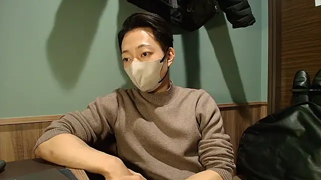 Snapshot of i_am_Hiro chatting on 02/13/26, 03:35 i am Hiro online show from 02/13/26, 03:35