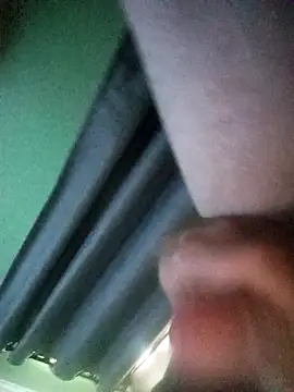 Snapshot of DrShocks chatting on 02/25/26, 11:09 DrShocks online show from 02/25/26, 11:09