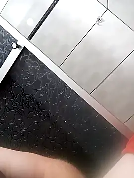 Snapshot of DrShocks chatting on 03/27/26, 04:40 DrShocks online show from 03/27/26, 04:40