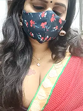 Snapshot of aparna99 chatting on 11/16/25, 10:48 aparna99 online show from 11/16/25, 10:48