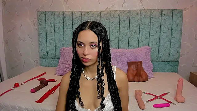 danix coruscans online show from 11/13/25, 07:24