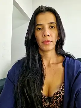 suzy20252 online show from 09/25/25, 12:53