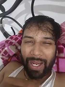 Snapshot of UAjit chatting on 09/30/25, 05:07 UAjit online show from 09/30/25, 05:07