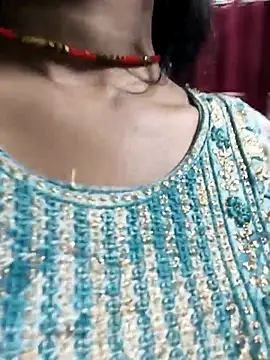 Eshwari Chopra online show from 11/15/25, 03:48