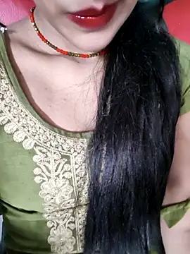 Eshwari Chopra online show from 03/29/26, 04:40