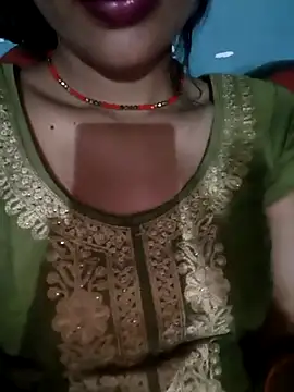 Eshwari Chopra online show from 04/25/26, 01:14