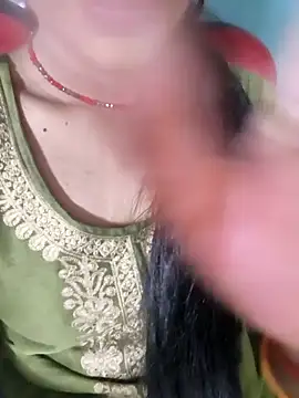 Eshwari Chopra online show from 04/26/26, 03:37