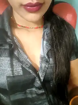 Eshwari Chopra online show from 04/27/26, 06:39