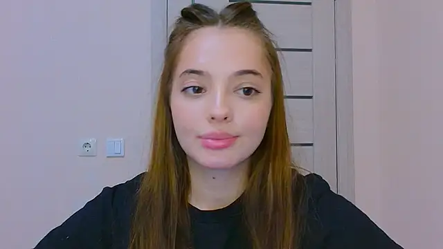 MelanieAlves online show from 09/16/25, 05:14