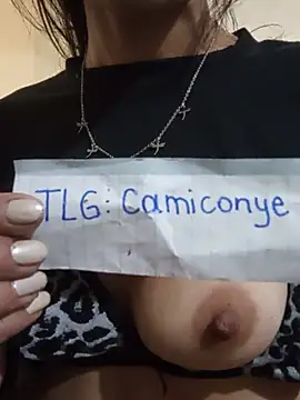 Snapshot of Camilitah chatting on 05/17/26, 01:58 Camilitah online show from 05/17/26, 01:58