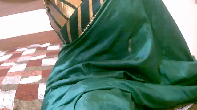 Snapshot of ragini_m_m_s chatting on 09/15/25, 04:56 ragini m m s online show from 09/15/25, 04:56