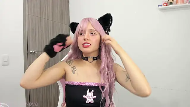 ImBunnyNova online show from 06/18/26, 01:17
