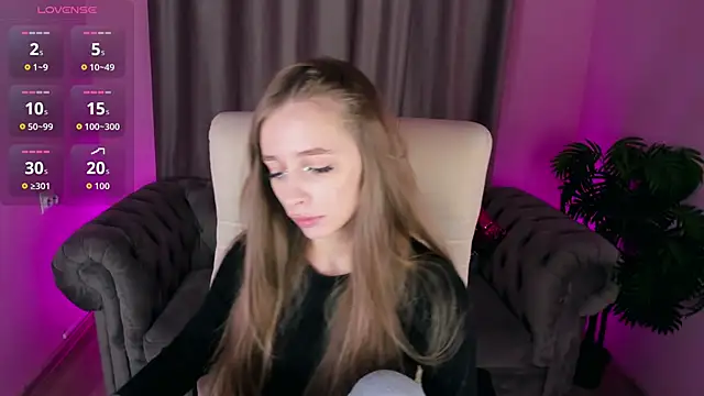 Amy Waynee online show from 10/01/25, 06:03