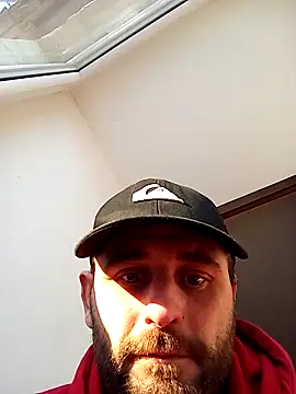 Dokonaly online show from 11/28/25, 01:58