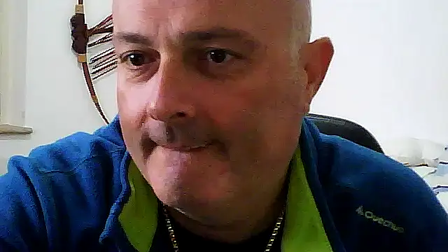 Alexis Bull online show from 11/17/25, 10:54