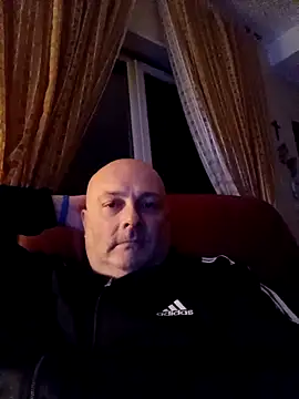 Snapshot of Alexis_Bull chatting on 02/01/26, 11:36 Alexis Bull online show from 02/01/26, 11:36