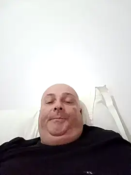 Snapshot of Alexis_Bull chatting on 02/16/26, 01:13 Alexis Bull online show from 02/16/26, 01:13