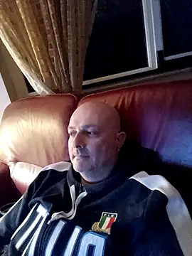 Snapshot of Alexis_Bull chatting on 02/17/26, 10:49 Alexis Bull online show from 02/17/26, 10:49