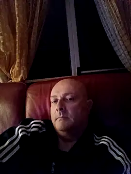 Snapshot of Alexis_Bull chatting on 03/15/26, 11:11 Alexis Bull online show from 03/15/26, 11:11