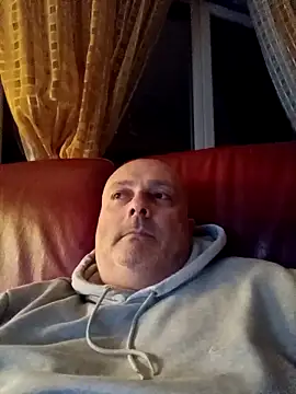 Snapshot of Alexis_Bull chatting on 03/19/26, 12:14 Alexis Bull online show from 03/19/26, 12:14