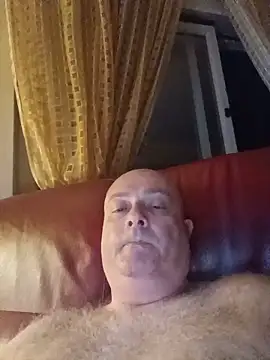 Snapshot of Alexis_Bull chatting on 05/31/26, 11:17 Alexis Bull online show from 05/31/26, 11:17