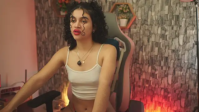 bonniie 98  online show from 06/24/26, 07:24