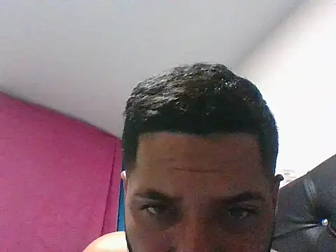Snapshot of Alexanonimo chatting on 09/10/25, 04:01 Alexanonimo online show from 09/10/25, 04:01