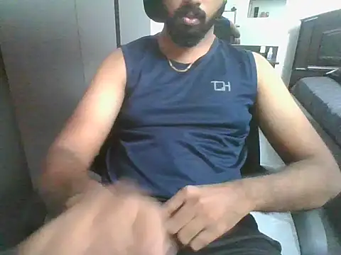 lovelyakash69 online show from 09/27/25, 05:23