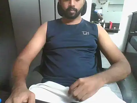 Snapshot of lovelyakash69 chatting on 03/27/26, 09:32 lovelyakash69 online show from 03/27/26, 09:32