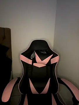 Manu 2002  online show from 09/16/25, 11:22