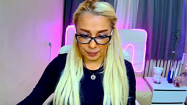 KatrinaCharm online show from 09/11/25, 06:13