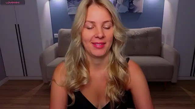 MelanieBennett online show from 06/17/26, 07:22