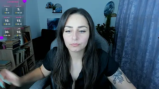 Snapshot of ValeriiMills chatting on 06/30/26, 10:22 ValeriiMills online show from 06/30/26, 10:22