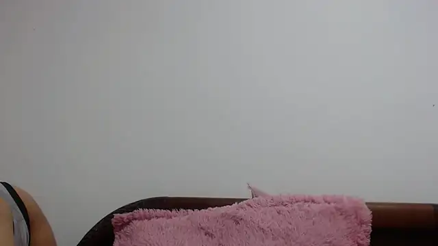 Snapshot of MeliSweet chatting on 03/17/26, 06:06 MeliSweet online show from 03/17/26, 06:06