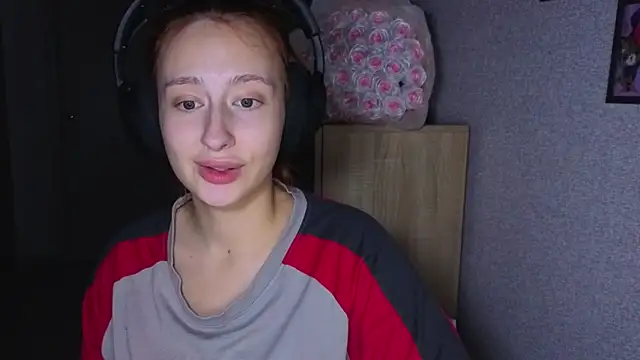 Snapshot of kristi_ginger chatting on 09/14/25, 01:49 kristi ginger online show from 09/14/25, 01:49