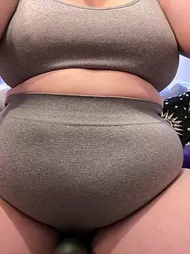 Raven Magical Milf online show from 07/08/26, 10:31