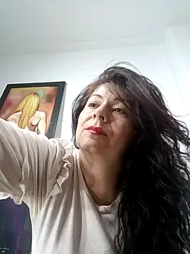 lunadicty online show from 12/25/24, 12:59