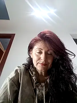 lunadicty online show from 09/27/25, 09:53