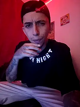 Snapshot of Chris__Jones chatting on 10/09/25, 12:19 Chris Jones online show from 10/09/25, 12:19