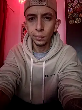 Snapshot of Chris__Jones chatting on 10/13/25, 12:54 Chris Jones online show from 10/13/25, 12:54