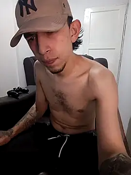 Snapshot of Chris__Jones chatting on 12/02/25, 10:38 Chris Jones online show from 12/02/25, 10:38