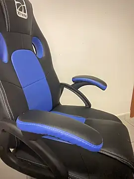 Snapshot of Monella123 chatting on 02/02/26, 05:44 Monella123 online show from 02/02/26, 05:44